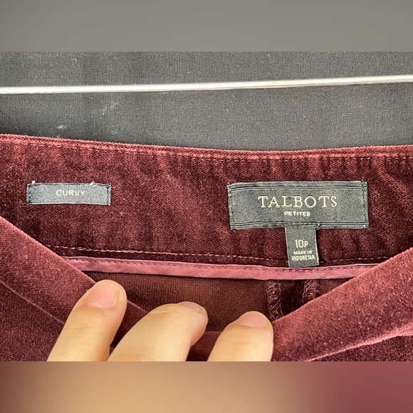 Talbots Women Curvy Fit Velvet Straight Pants Burgundy Flat Front - Picture 8 of 11